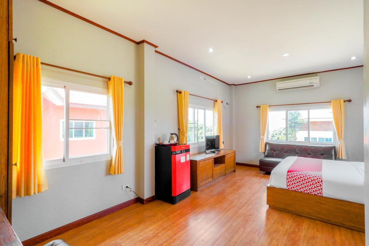 Oyo 748 Pada Homestay Mu Si Bagian luar foto